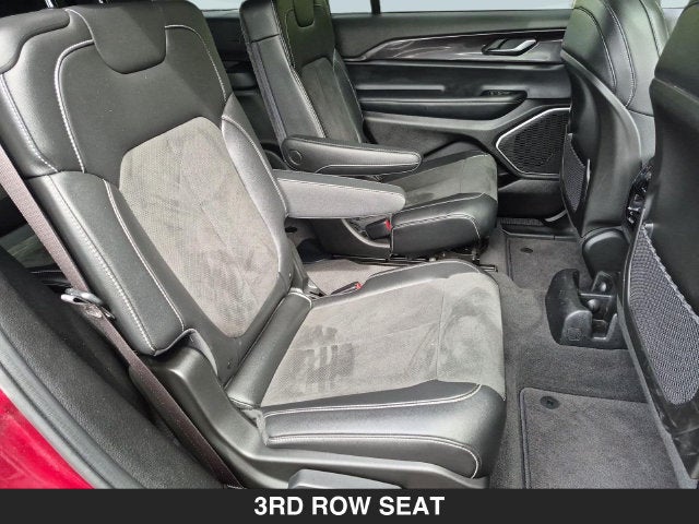 2022 Jeep Grand Cherokee L Altitude