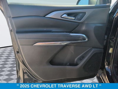 2025 Chevrolet Traverse LT 2LT