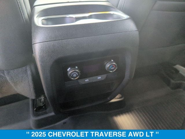 2025 Chevrolet Traverse LT 2LT