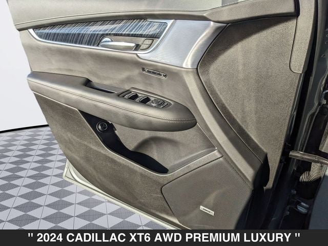 2024 Cadillac XT6 Premium Luxury