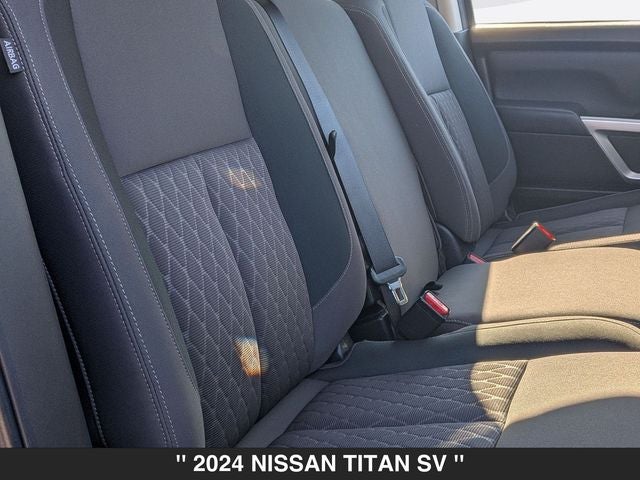 2024 Nissan Titan SV