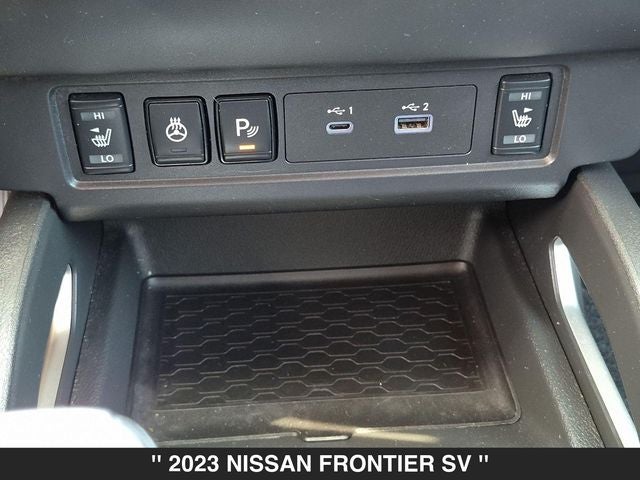 2023 Nissan Frontier SV