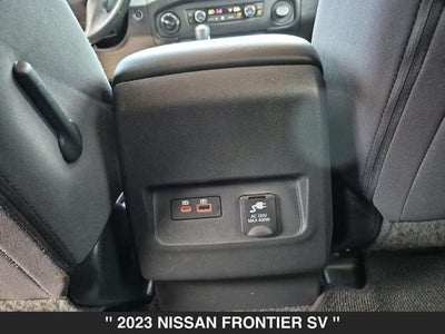 2023 Nissan Frontier SV
