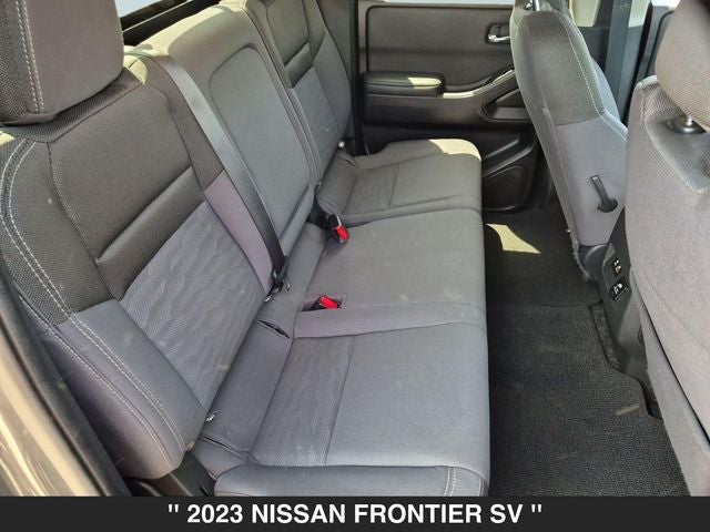 2023 Nissan Frontier SV