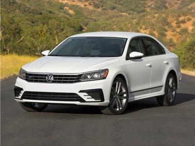 2018 Volkswagen Passat Base