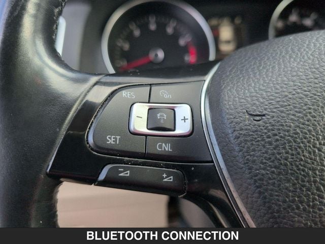 2016 Volkswagen Passat SEL Premium