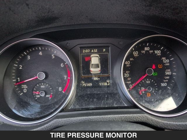 2016 Volkswagen Passat SEL Premium