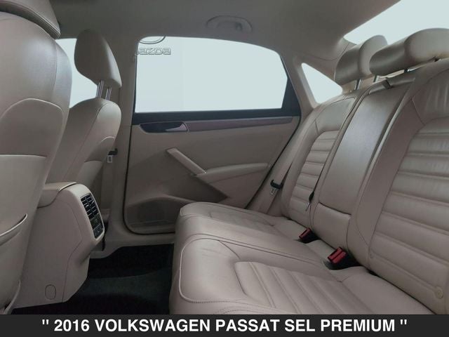 2016 Volkswagen Passat SEL Premium
