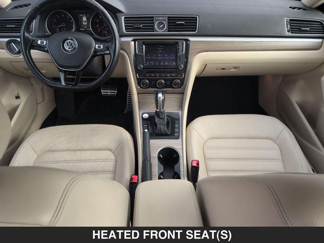 2016 Volkswagen Passat SEL Premium