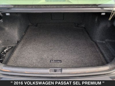 2016 Volkswagen Passat SEL Premium