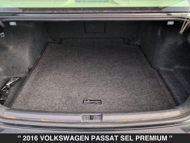 2016 Volkswagen Passat SEL Premium