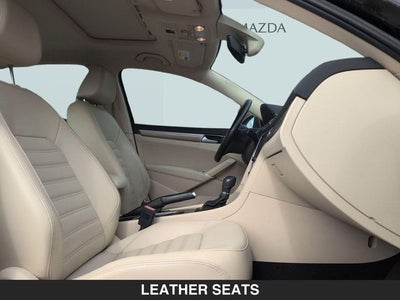 2016 Volkswagen Passat SEL Premium