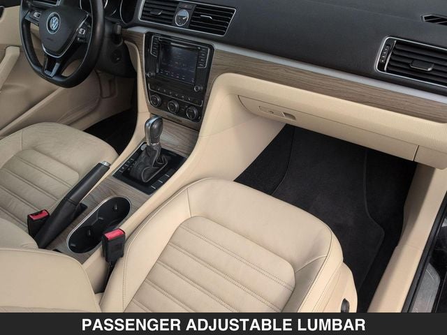 2016 Volkswagen Passat SEL Premium