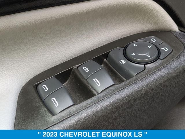 2023 Chevrolet Equinox LS