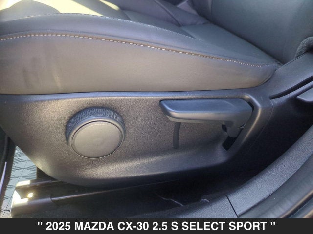 2025 Mazda CX-30 2.5 S Select Sport