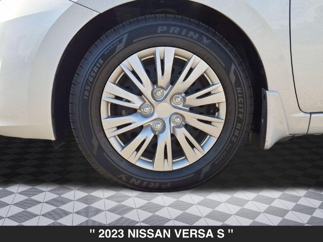 2023 Nissan Versa 1.6 S