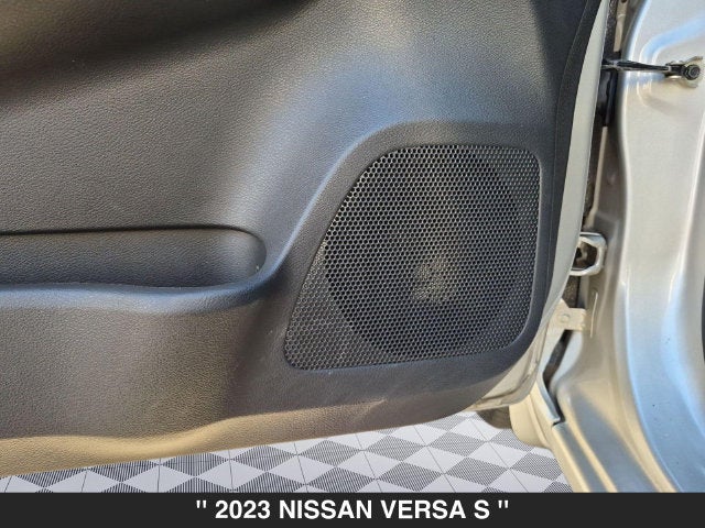 2023 Nissan Versa 1.6 S
