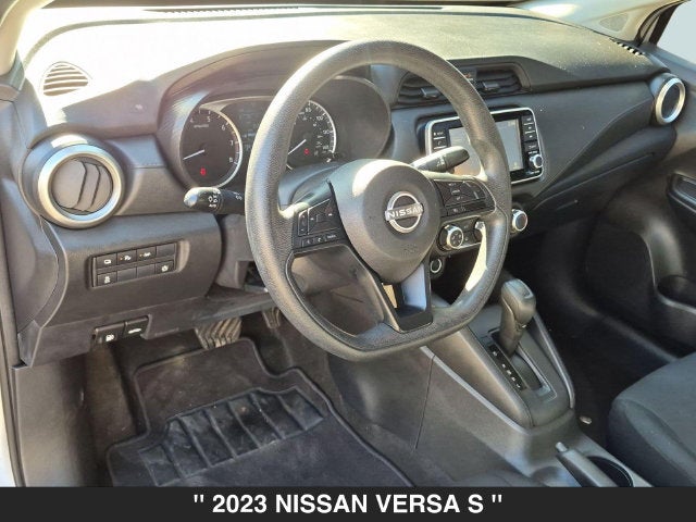 2023 Nissan Versa 1.6 S