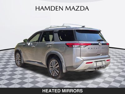 2023 Nissan Pathfinder SL