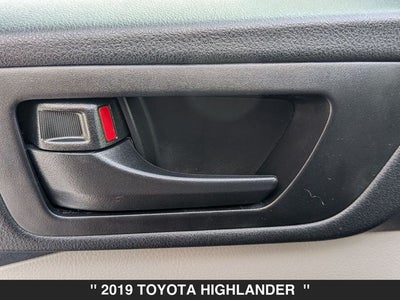 2019 Toyota Highlander LE