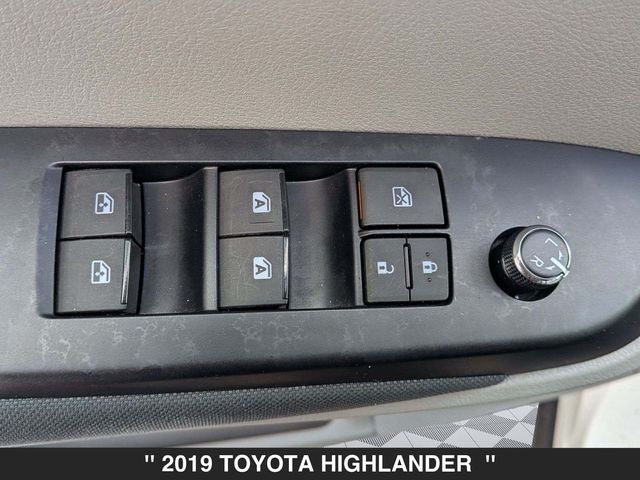 2019 Toyota Highlander LE