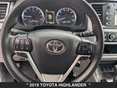 2019 Toyota Highlander LE