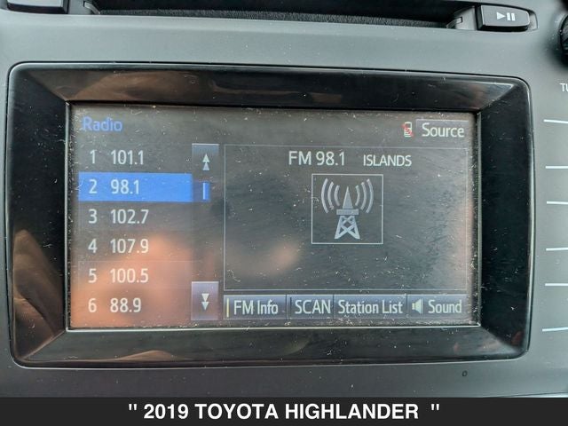 2019 Toyota Highlander LE