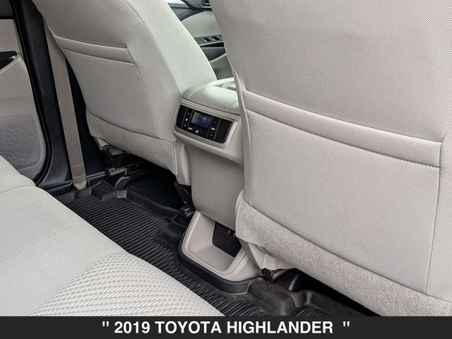 2019 Toyota Highlander LE