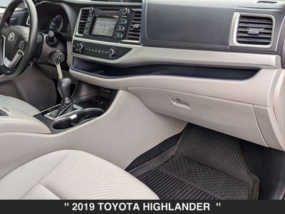 2019 Toyota Highlander LE