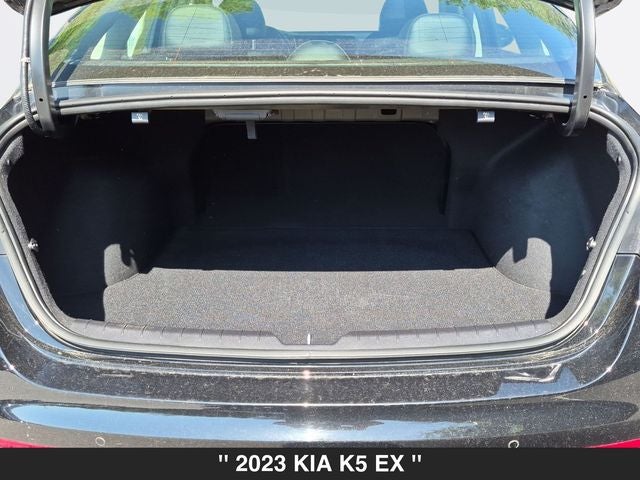 2023 Kia K5 EX