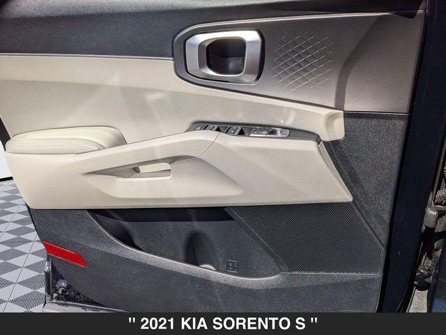 2021 Kia Sorento S