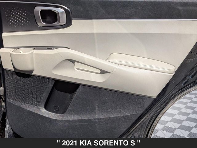 2021 Kia Sorento S