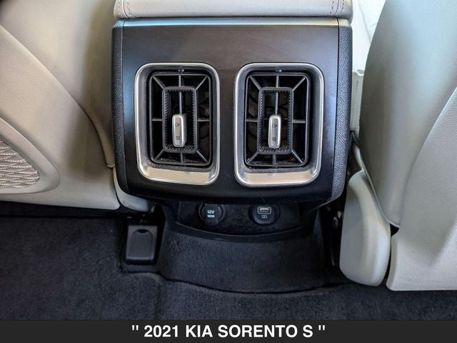 2021 Kia Sorento S