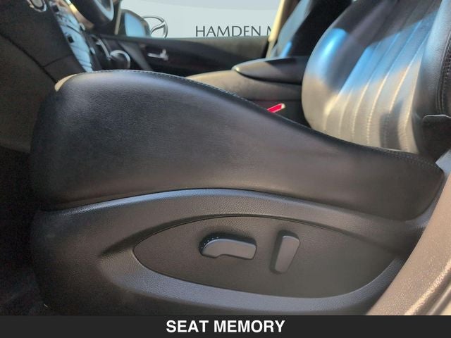 2017 INFINITI QX50 Base