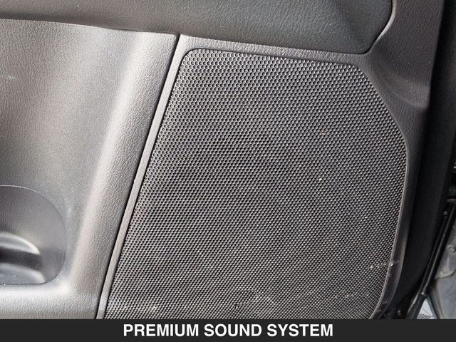 2017 Nissan Armada SV