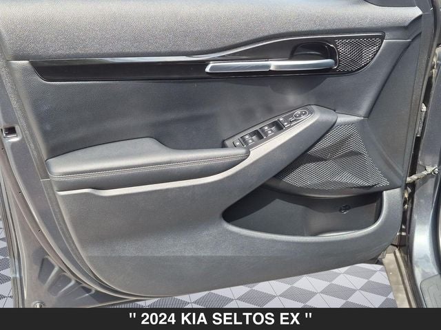 2024 Kia Seltos EX