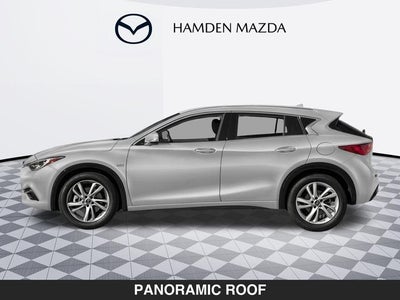 2017 INFINITI QX30 Premium