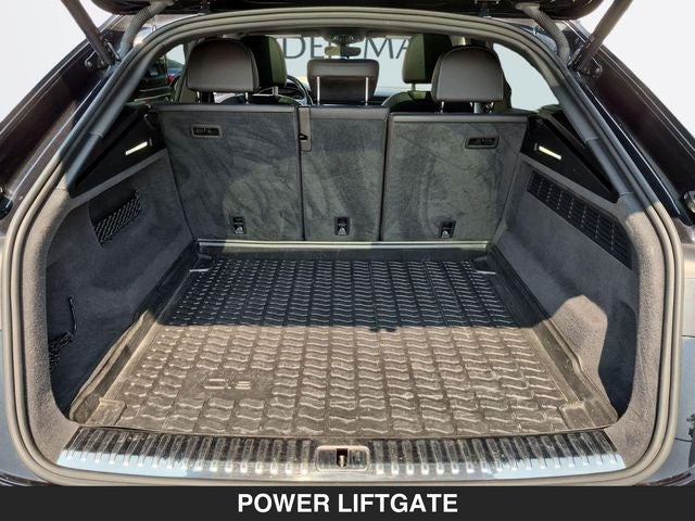 2021 Audi Q8 55 Premium quattro