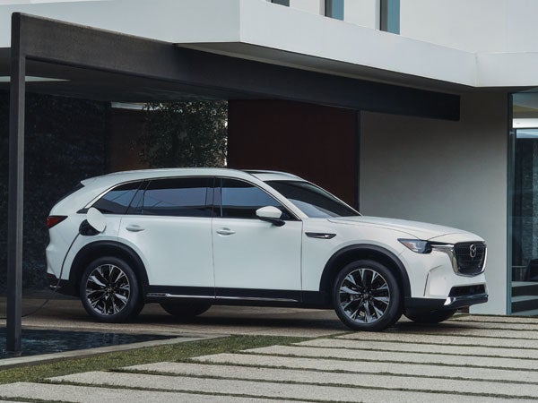 Hamden Mazda in Hamden CT